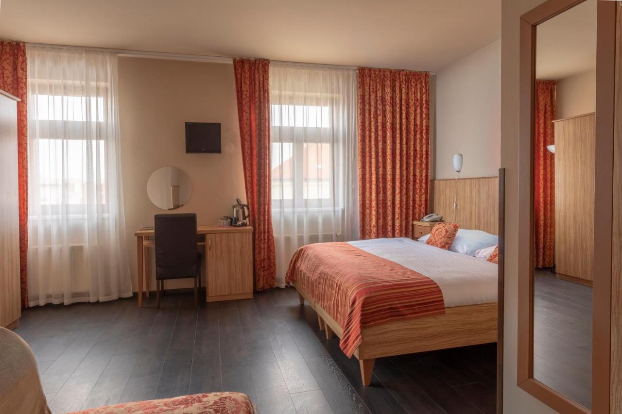 Superior 3* Praha